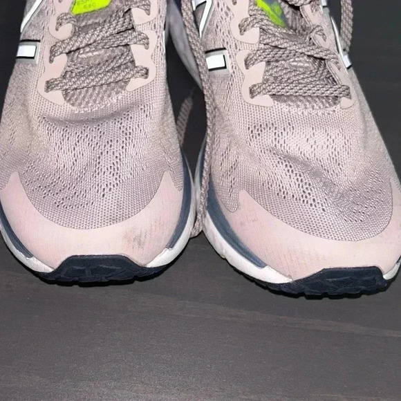 New Balance  Runners - Picture 5 of 6